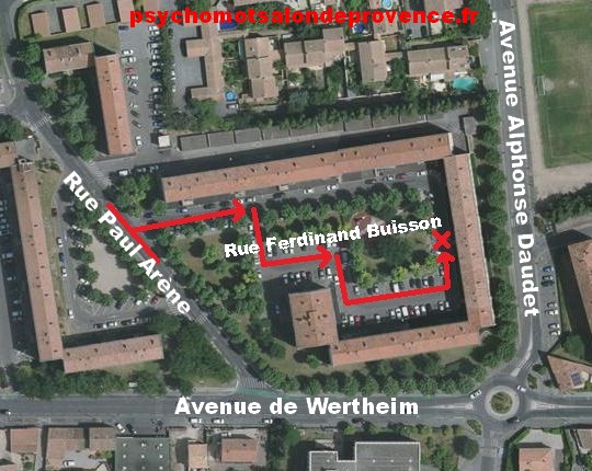 Accès par la rue Paul Arène